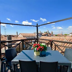 Apartment Ca Grimani Private Terrace, Venedig